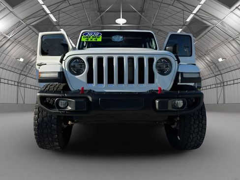 Used 2020 Jeep Wrangler Unlimited Sahara AWD/4WD image 38