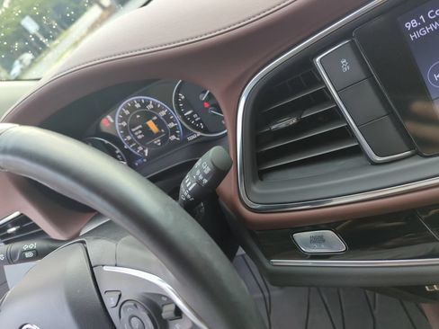 Used 2020 Buick Enclave Avenir w/ LPO, Floor Liner Package FWD image 24