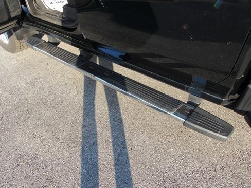 Used 2021 GMC Sierra 3500 Denali w/ Denali Ultimate Package image 11