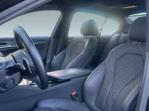 Used 2023 BMW 530e w/ Executive Package image 21