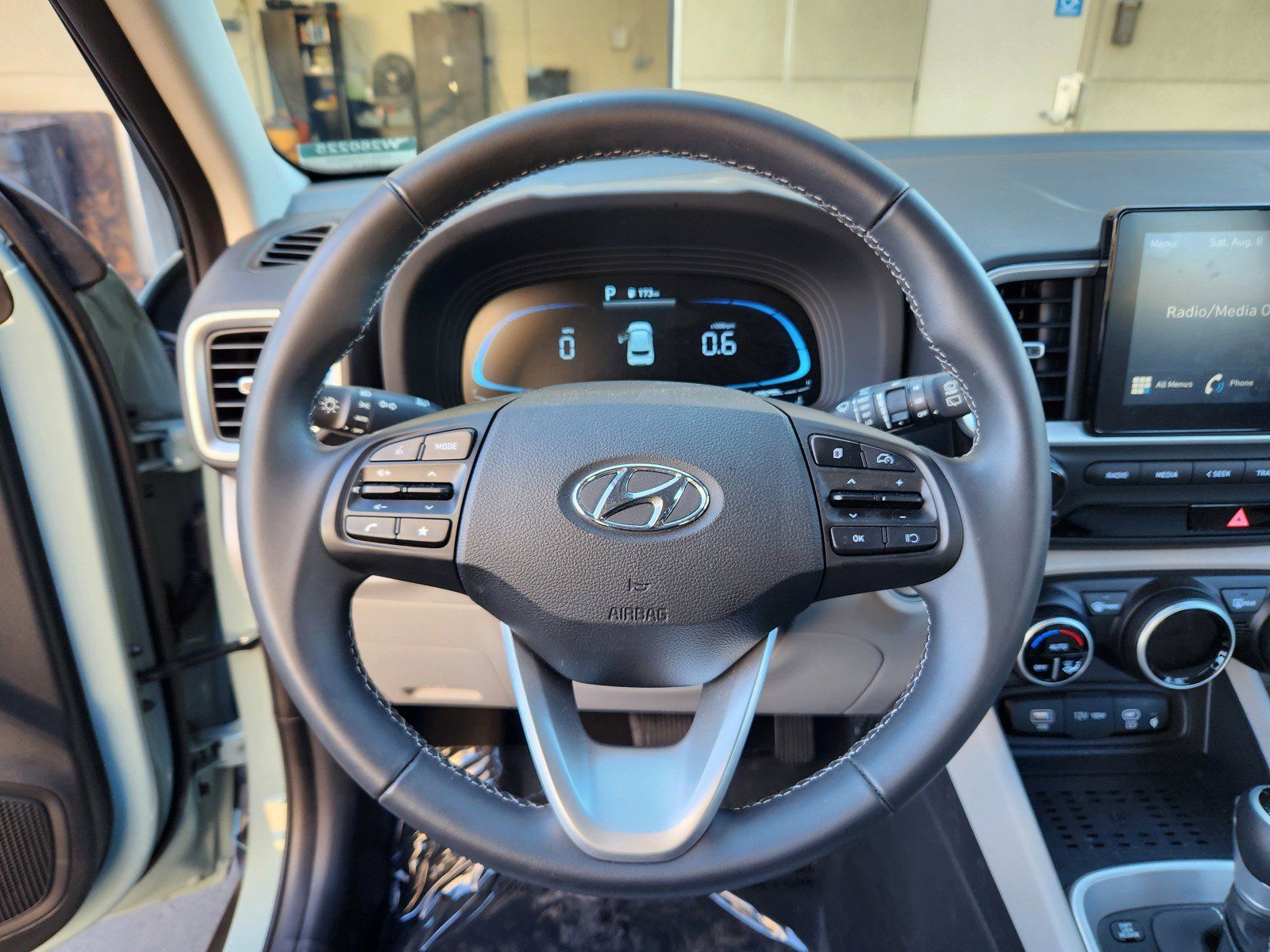 Used 2026 Hyundai Venue SEL FWD image 15