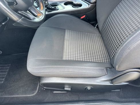 Certified 2019 Dodge Challenger GT w/ Driver Convenience Group image 16