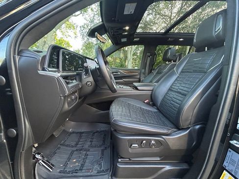 Used 2021 Cadillac Escalade ESV Sport Platinum RWD image 11