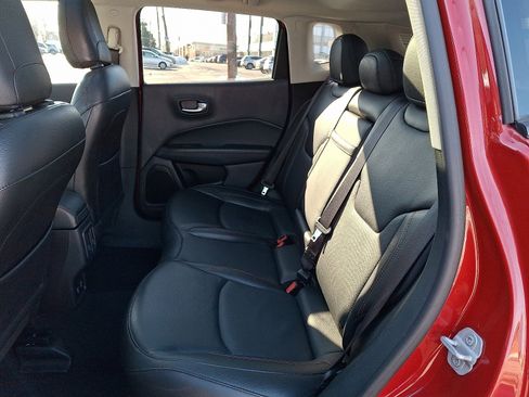 Used 2020 Jeep Compass Limited image 9