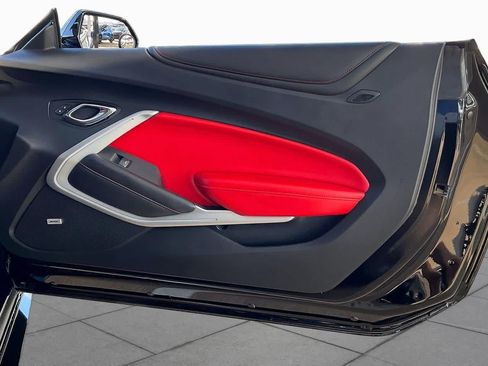 Used 2017 Chevrolet Camaro SS RWD image 22
