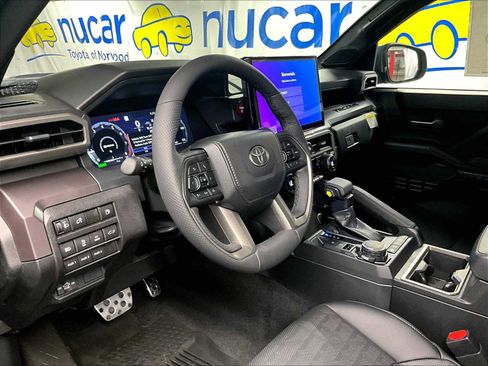 New 2025 Toyota Tacoma TRD Sport image 9