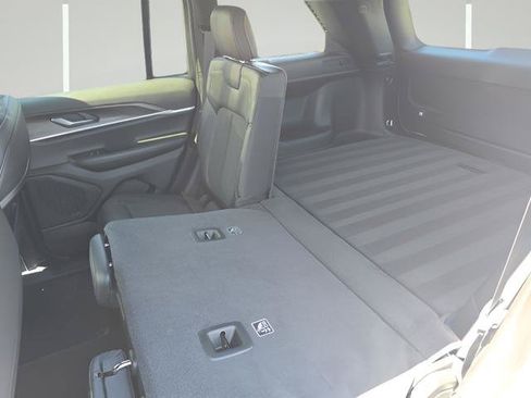 New 2026 Jeep Grand Cherokee Altitude AWD/4WD image 30