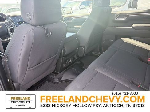 Used 2025 Chevrolet Silverado 1500 LT w/ LPO, Dark Essentials Package AWD/4WD image 18