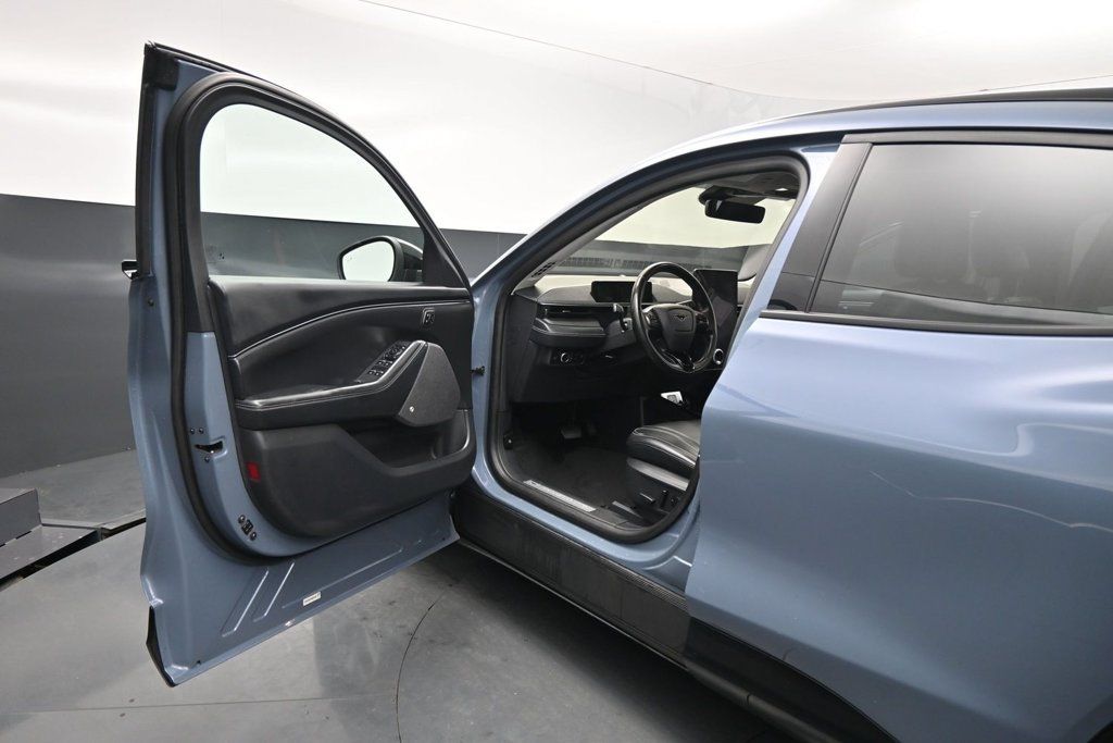 Used 2023 Ford Mustang Mach-E Premium RWD image 8