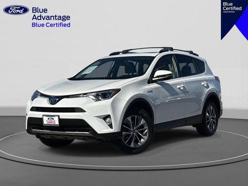 Used 2018 Toyota RAV4 XLE w/ Convenience Package image 1