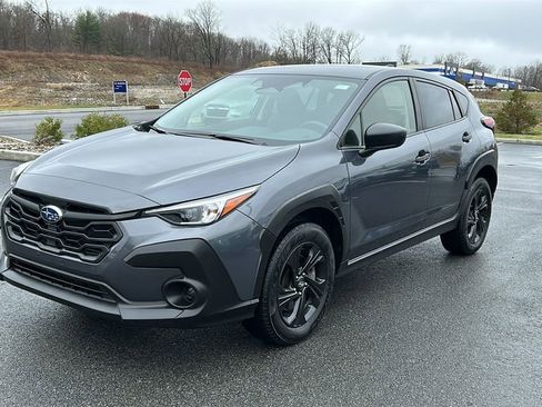Used 2024 Subaru Crosstrek 2.0i image 3