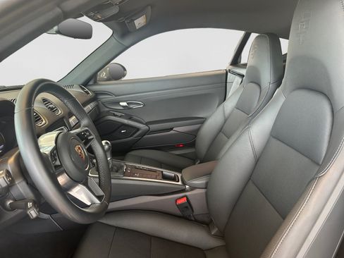Used 2025 Porsche 718 Cayman S RWD image 10