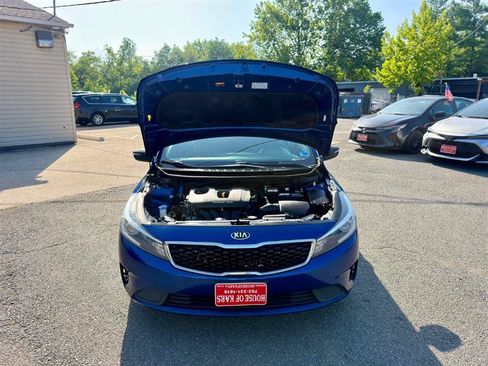 Used 2017 Kia Forte LX FWD image 8