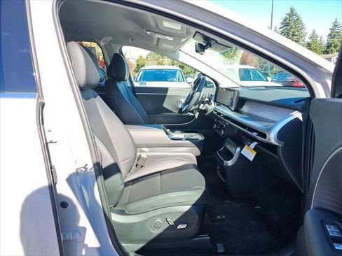 New 2026 Hyundai Ioniq 9 SEL AWD/4WD image 10