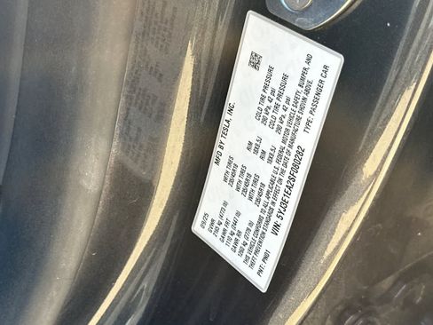 Used 2025 Tesla Model 3 Long Range RWD image 32
