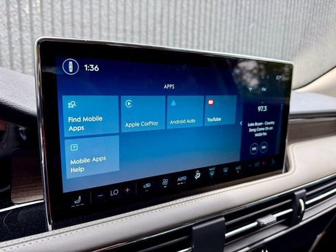 New 2025 Lincoln Corsair Grand Touring image 32