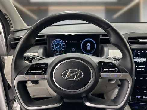 Certified 2022 Hyundai Tucson Limited AWD/4WD image 21