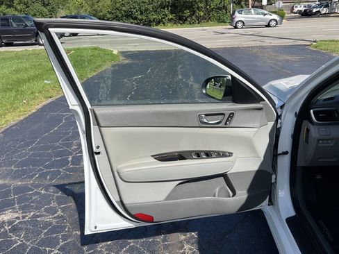 Used 2016 Kia Optima EX image 32