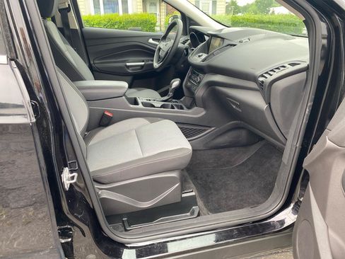 Used 2019 Ford Escape SE FWD image 23