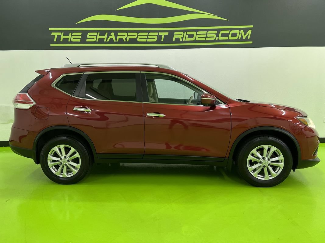 Used 2014 Nissan Rogue SV w/ SV Premium Package AWD/4WD image 11