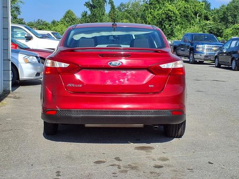 Used 2012 Ford Focus SE image 4