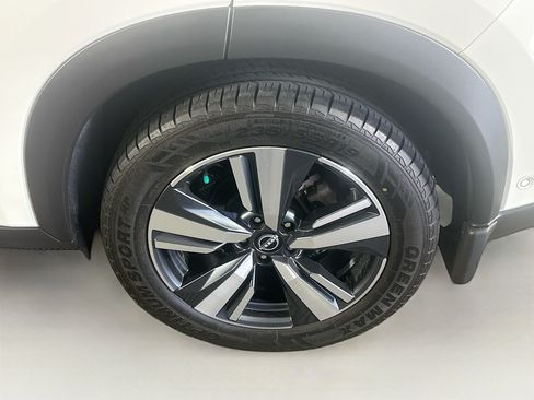 Used 2023 Nissan Rogue SL w/ SL Premium Package FWD image 11