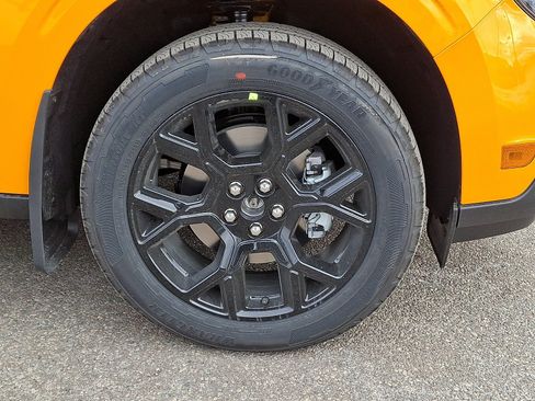New 2026 Ford Maverick Lariat w/ Black Appearance Package AWD/4WD image 9