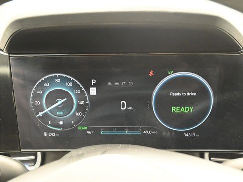 Certified 2024 Hyundai Elantra Blue image 11