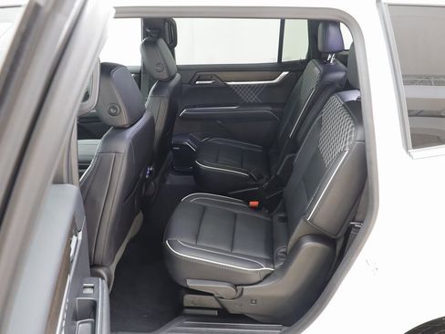 Used 2024 GMC Acadia Denali w/ LPO, Floor Liner Package image 18