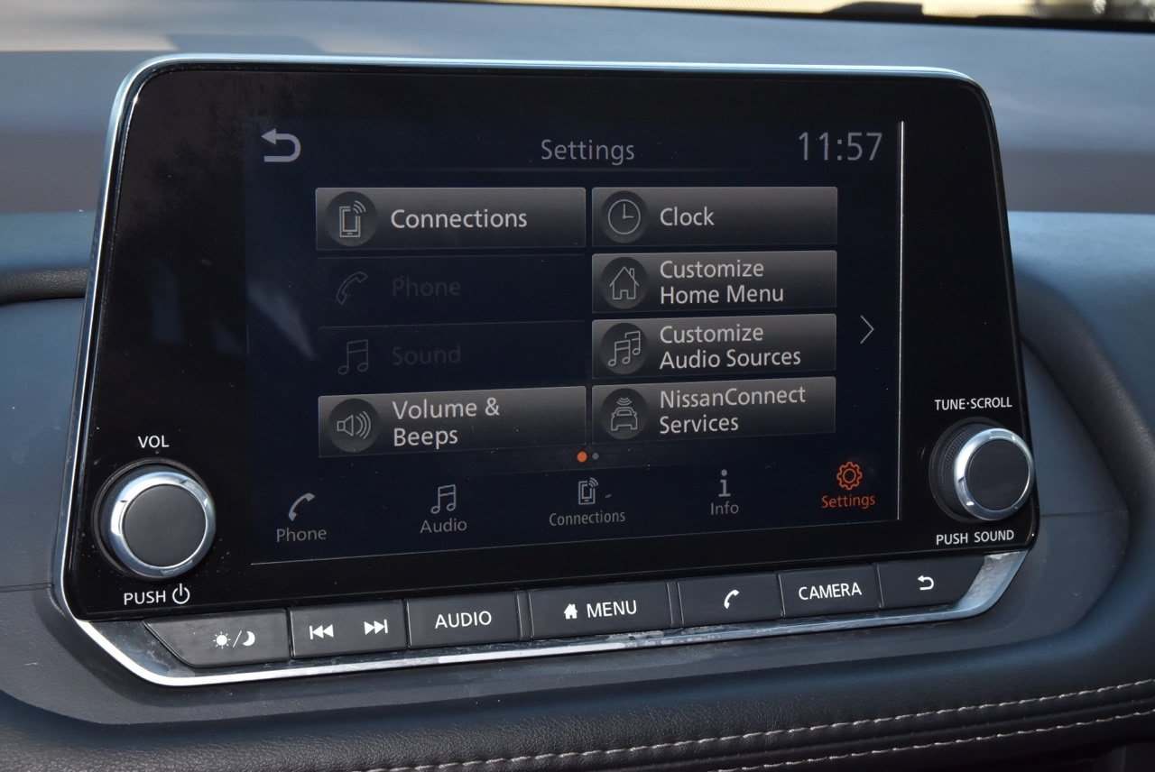 Used 2023 Nissan Rogue SV FWD image 27