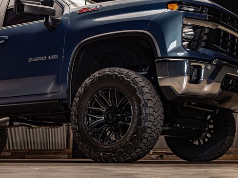 Used 2026 Chevrolet Silverado 2500 LT w/ All Star Edition image 15