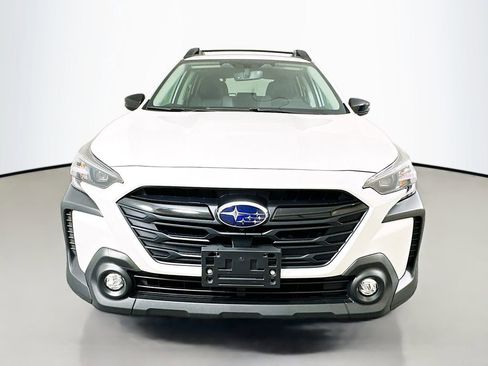 Used 2025 Subaru Outback Onyx Edition XT image 2