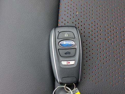 Certified 2025 Subaru Crosstrek 2.5i Limited w/ Popular Package #3A image 29