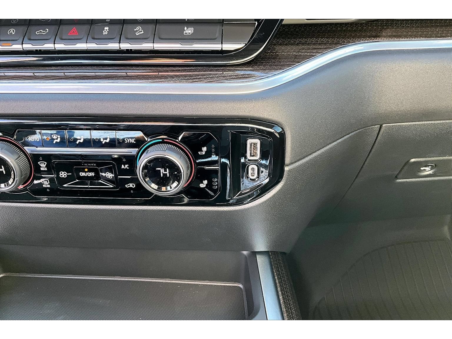 New 2026 Chevrolet Silverado 1500 RST w/ RST All Star Premium Package AWD/4WD image 34