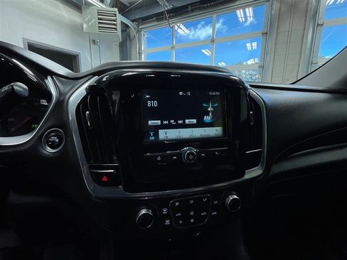 Used 2019 Chevrolet Traverse LS image 17