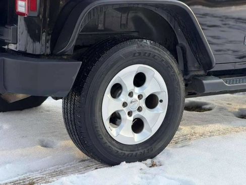 Used 2011 Jeep Wrangler Unlimited Sport image 7