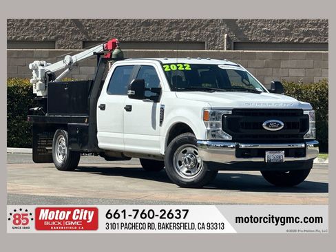 Used 2022 Ford F350 XL w/ Power Equipment Group image 1