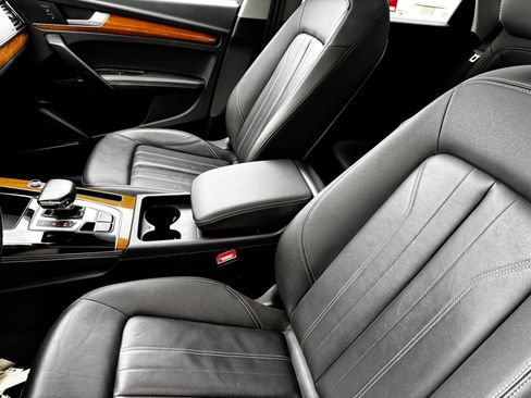 Used 2023 Audi Q5 2.0T Premium Plus w/ Premium Plus Package image 16