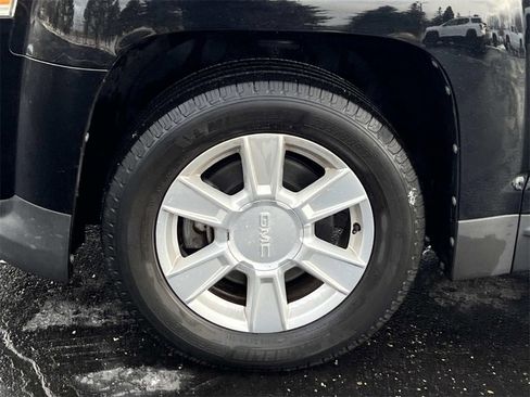 Used 2011 GMC Terrain SLE image 9