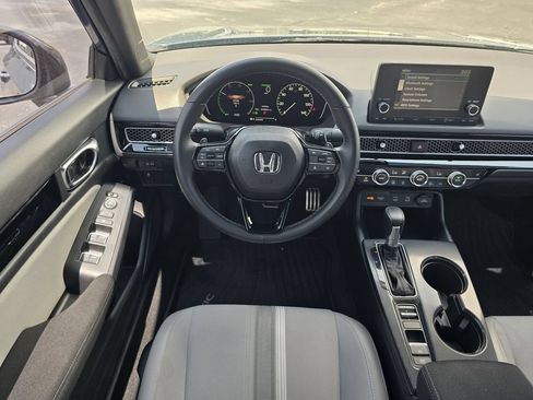 Used 2025 Honda Civic Sport image 14