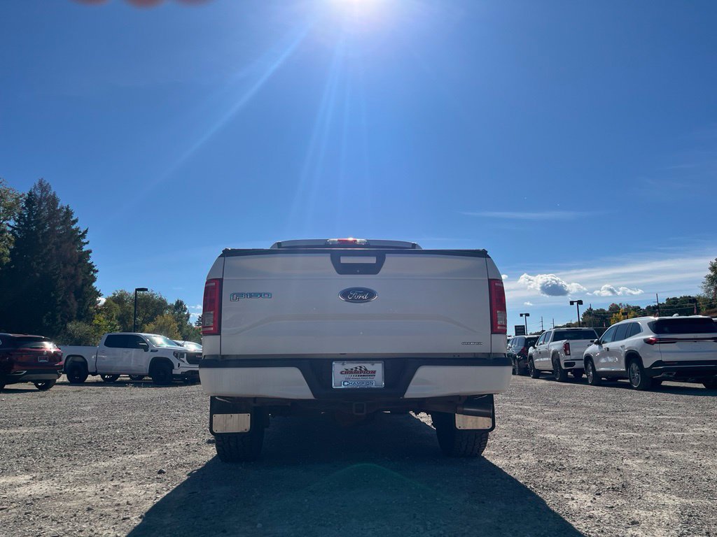 Used 2015 Ford F150 XLT w/ Equipment Group 301A Mid AWD/4WD image 11