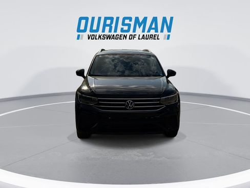Used 2025 Ford Escape ST-Line Select AWD/4WD image 3