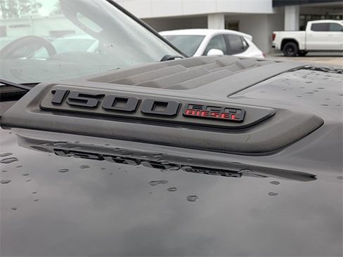 Used 2022 RAM 1500 Limited w/ Night Edition image 12