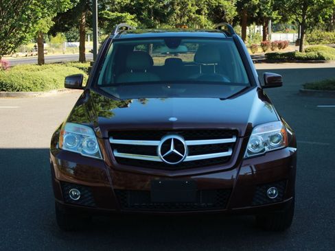 Used 2011 Mercedes-Benz GLK 350 4MATIC image 2