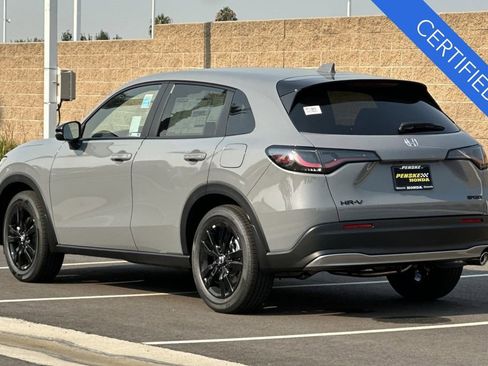 Certified 2026 Honda HR-V Sport image 6