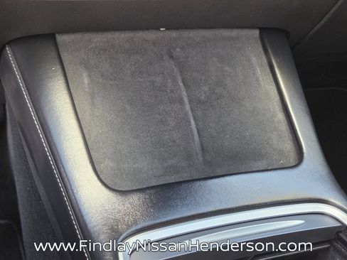 Used 2022 Tesla Model Y Long Range AWD/4WD image 31