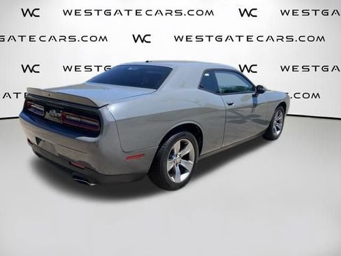 Used 2018 Dodge Challenger SXT RWD image 22