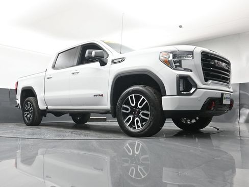 Used 2021 GMC Sierra 1500 AT4 w/ AT4 Premium Package AWD/4WD image 29