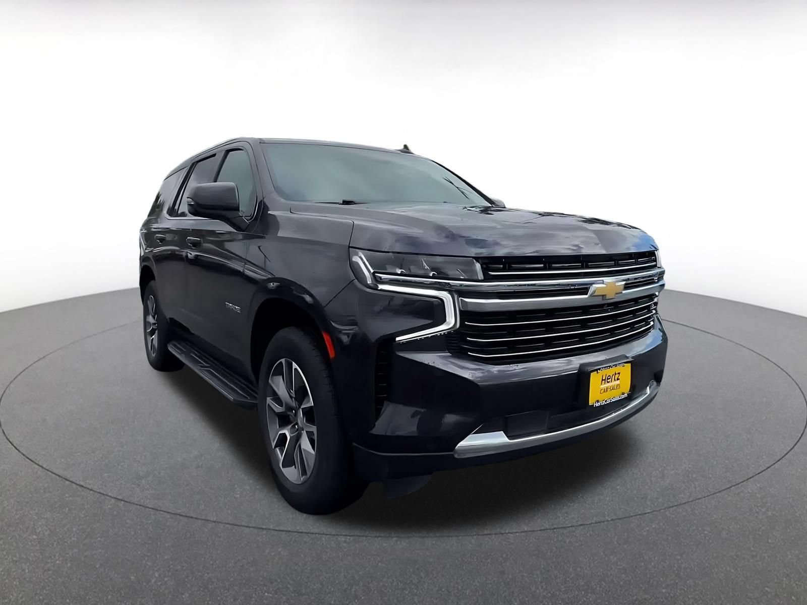 Used 2024 Chevrolet Tahoe LT w/ Luxury Package AWD/4WD image 3