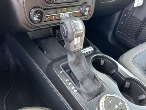 New 2026 Ford Bronco Outer Banks image 22